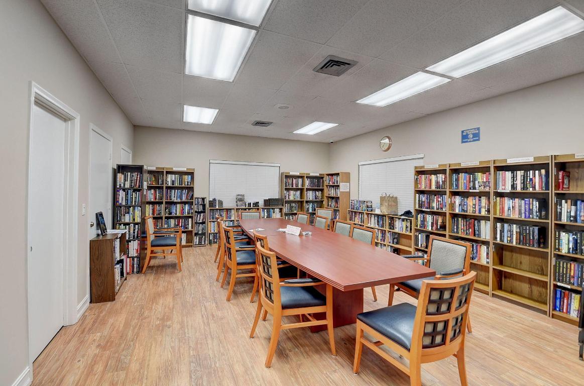 PINES OF DELRAY NORTH CONDO - Residential