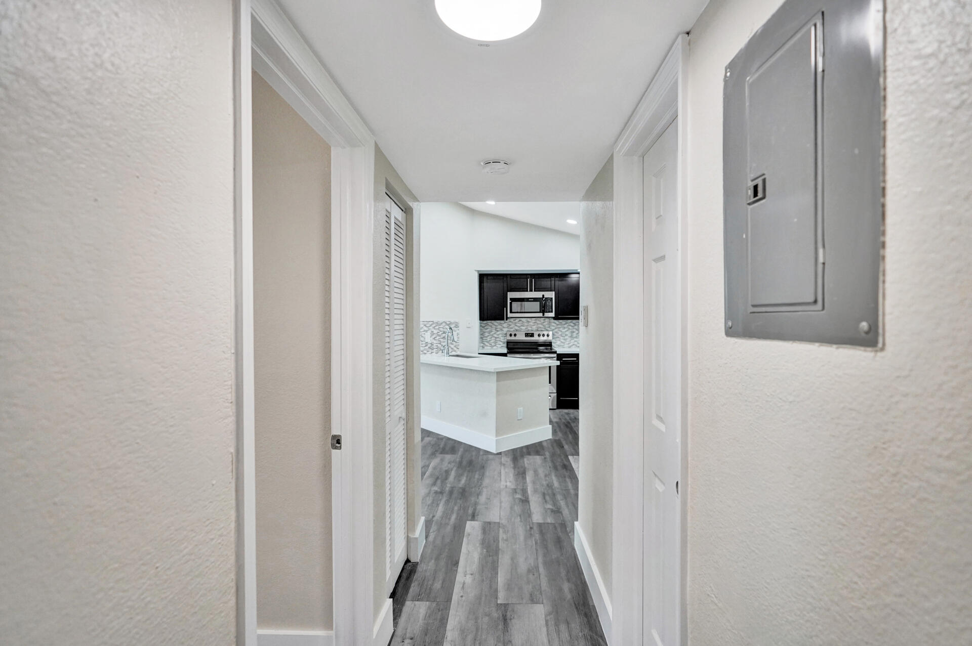 ISLES AT LAGO MAR CONDO - Residential Lease