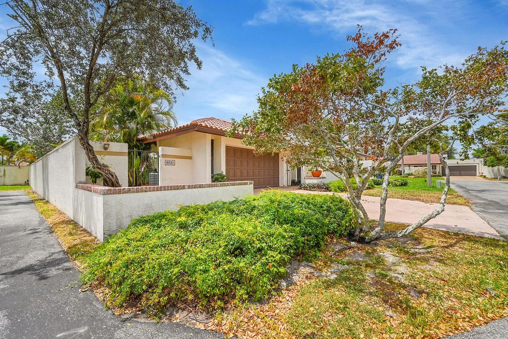 Photo of 6820 Allegre Court, Boca Raton, FL 33433 (MLS # R11117992)