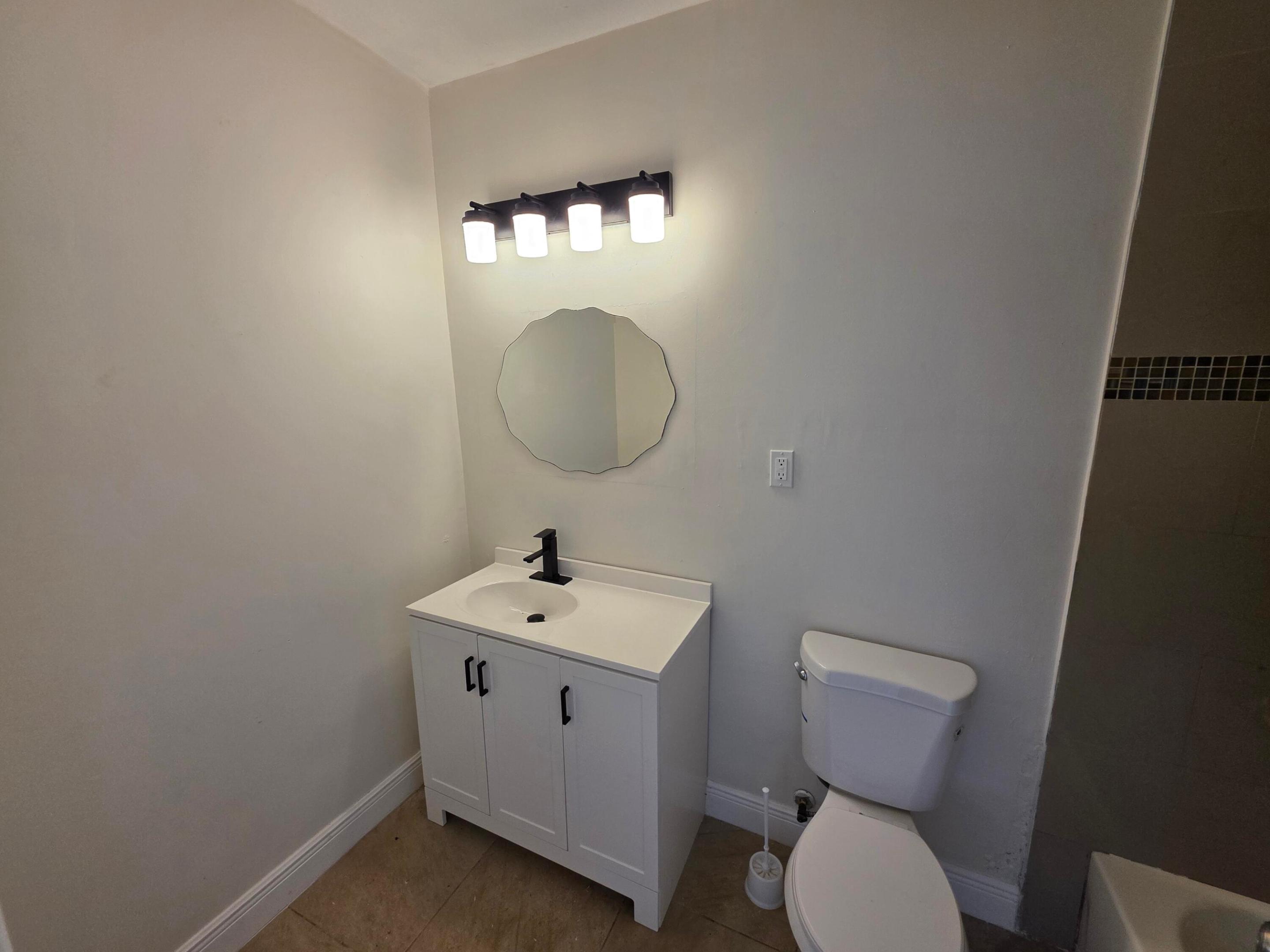 LOXAHATCHEE GROVES - Residential