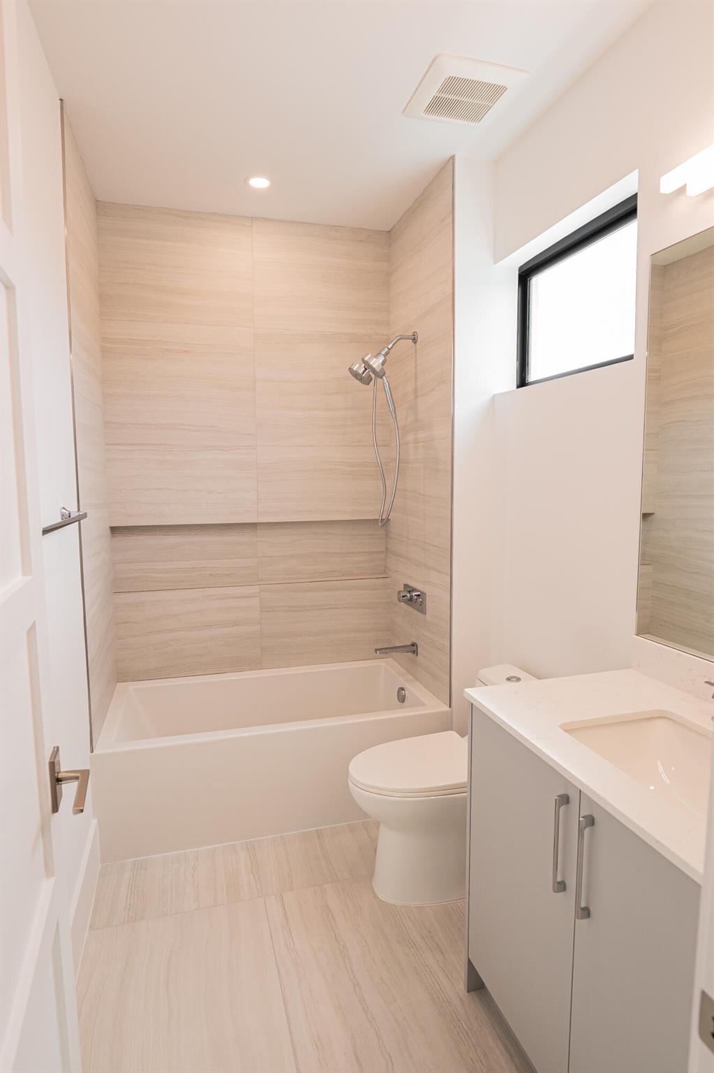 BOCA RATON RIVIERA UNIT C - Residential Lease