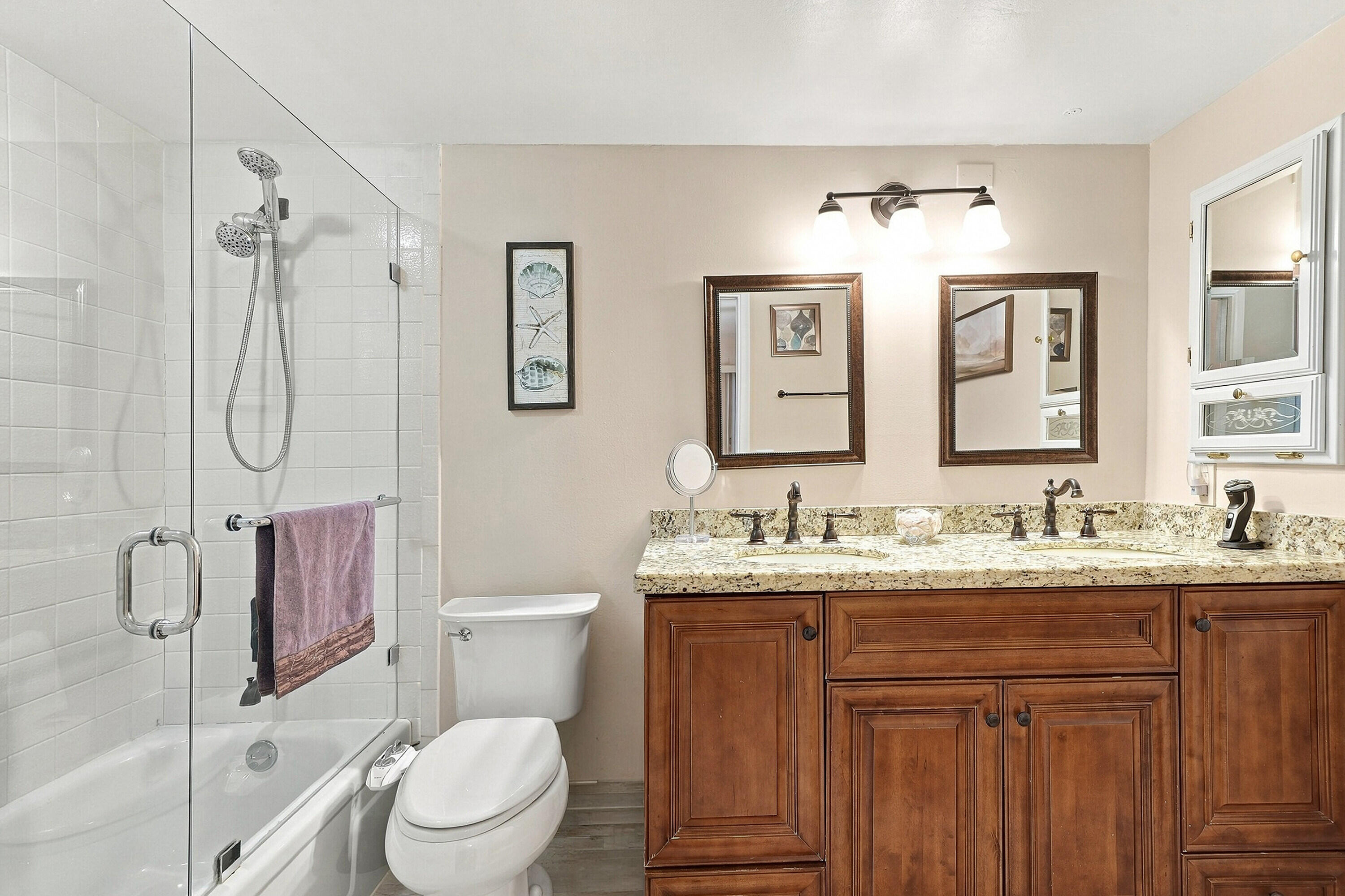 2903 VICTORIA Circle C1