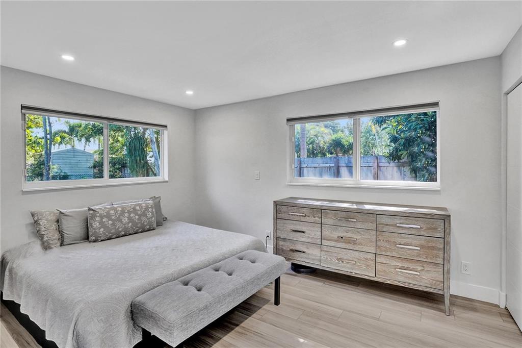 LLOYD ESTATES - Residential