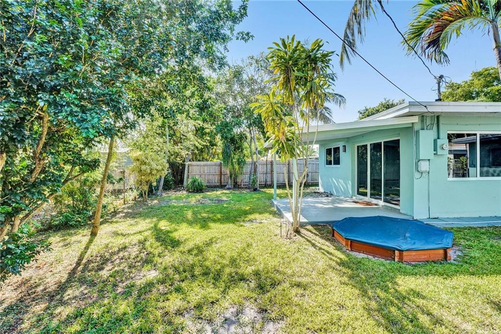 LLOYD ESTATES - Residential