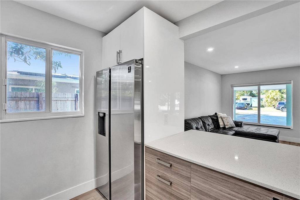 LLOYD ESTATES - Residential