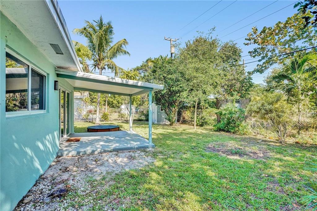 LLOYD ESTATES - Residential
