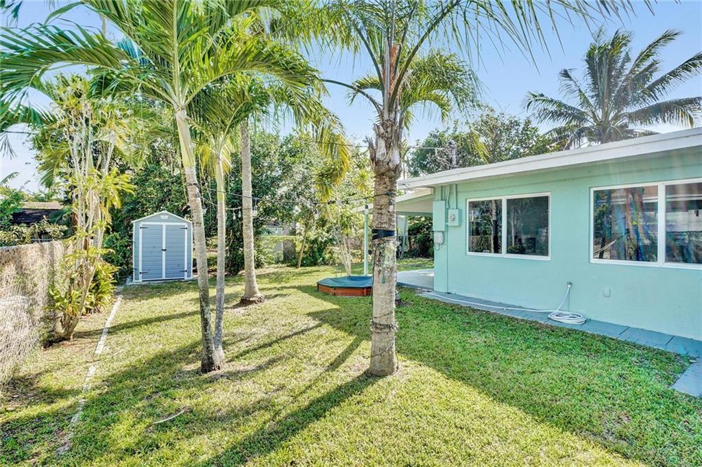 LLOYD ESTATES - Residential
