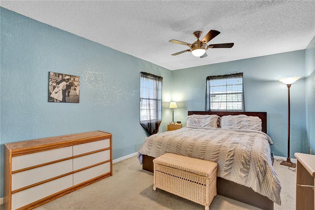 Shadow Wood 80-38 B - Residential