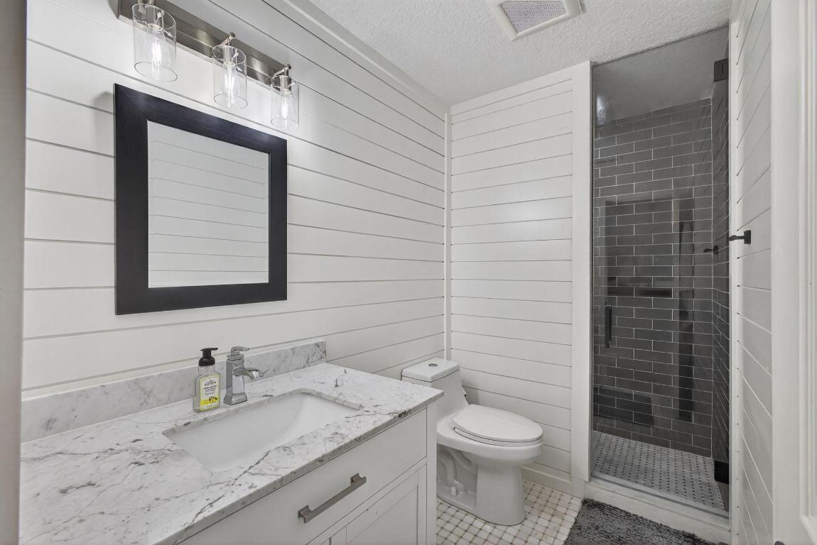 Oak Harbour - Residential