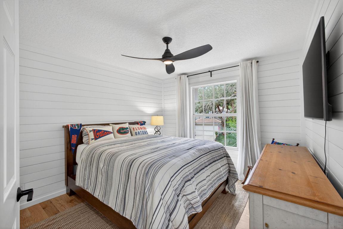 Oak Harbour - Residential