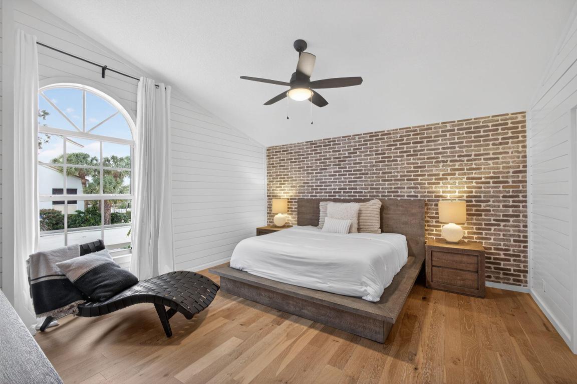 Oak Harbour - Residential