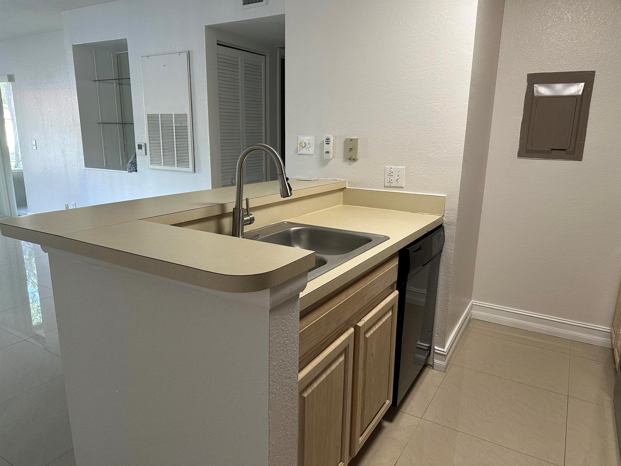 1885 Palm Cove Boulevard 10-101