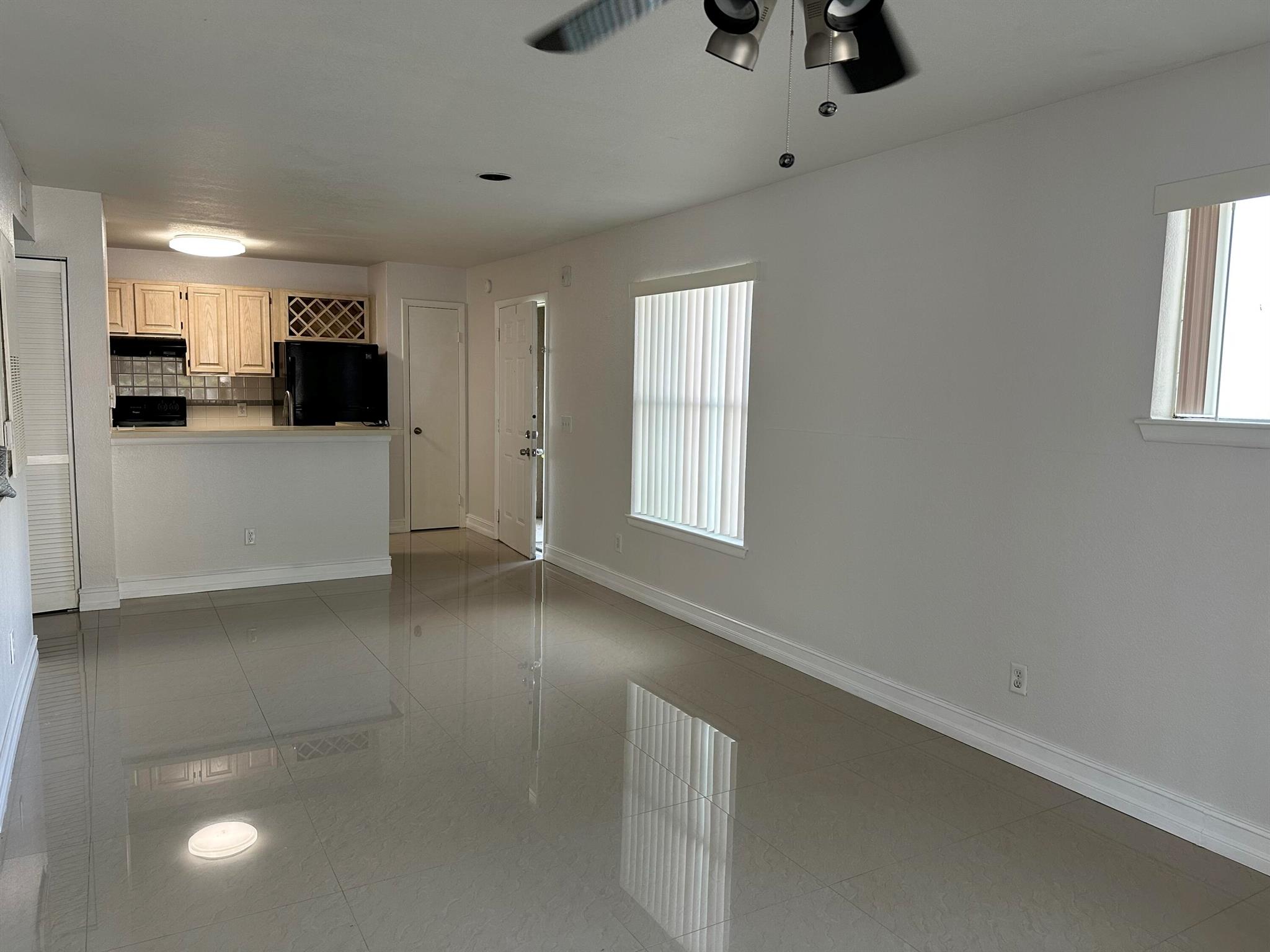 1885 Palm Cove Boulevard 10-101