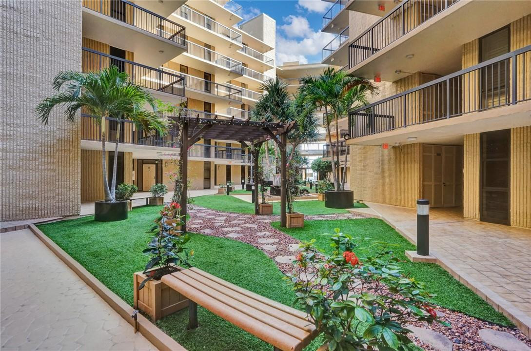 Overlook Condo - Residential