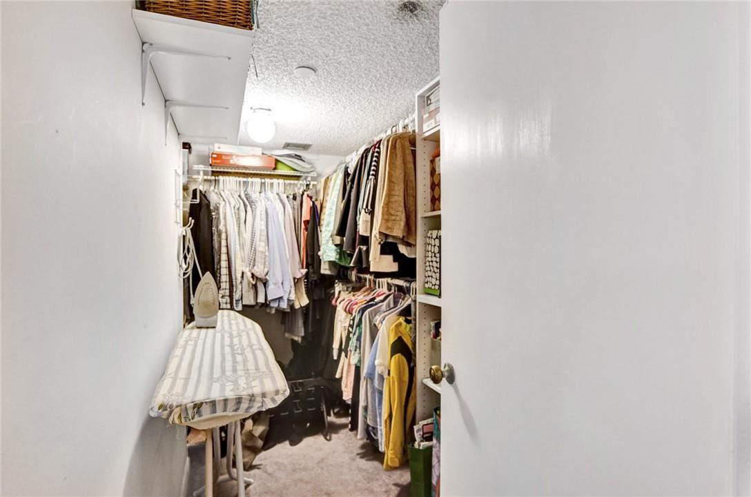 Overlook Condo - Residential