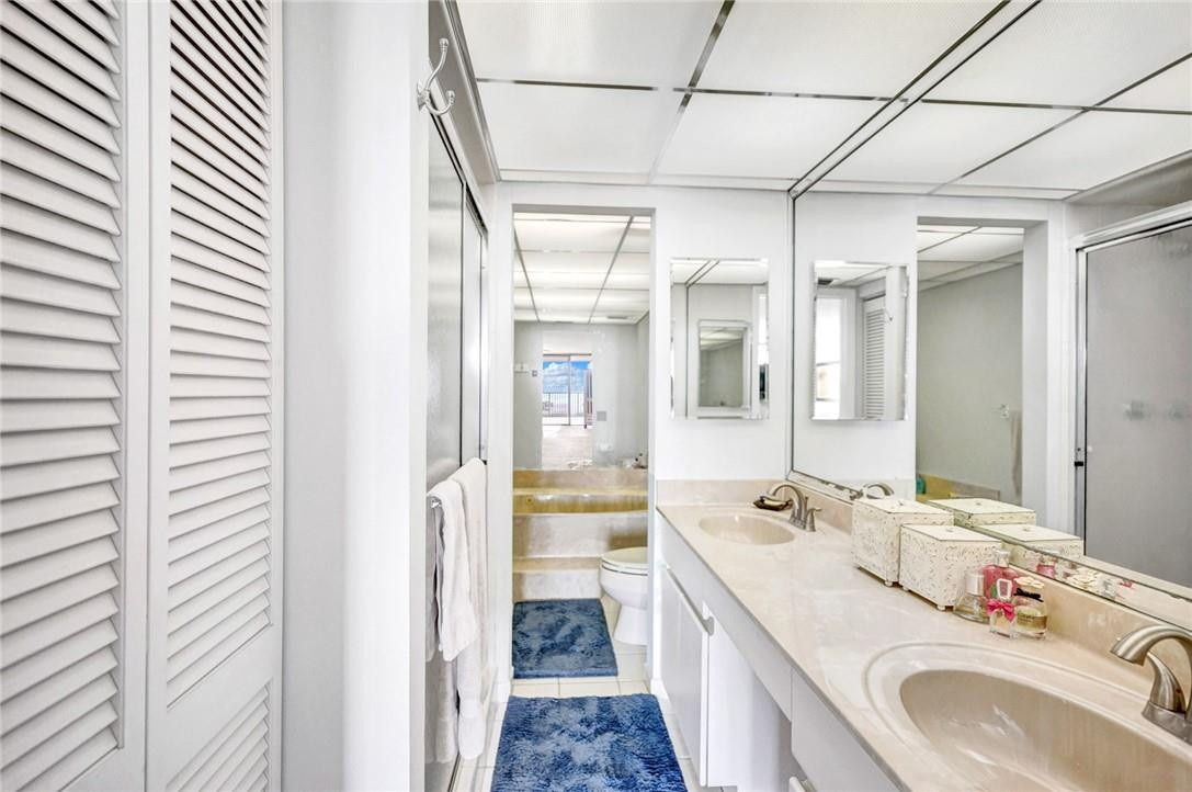 Overlook Condo - Residential