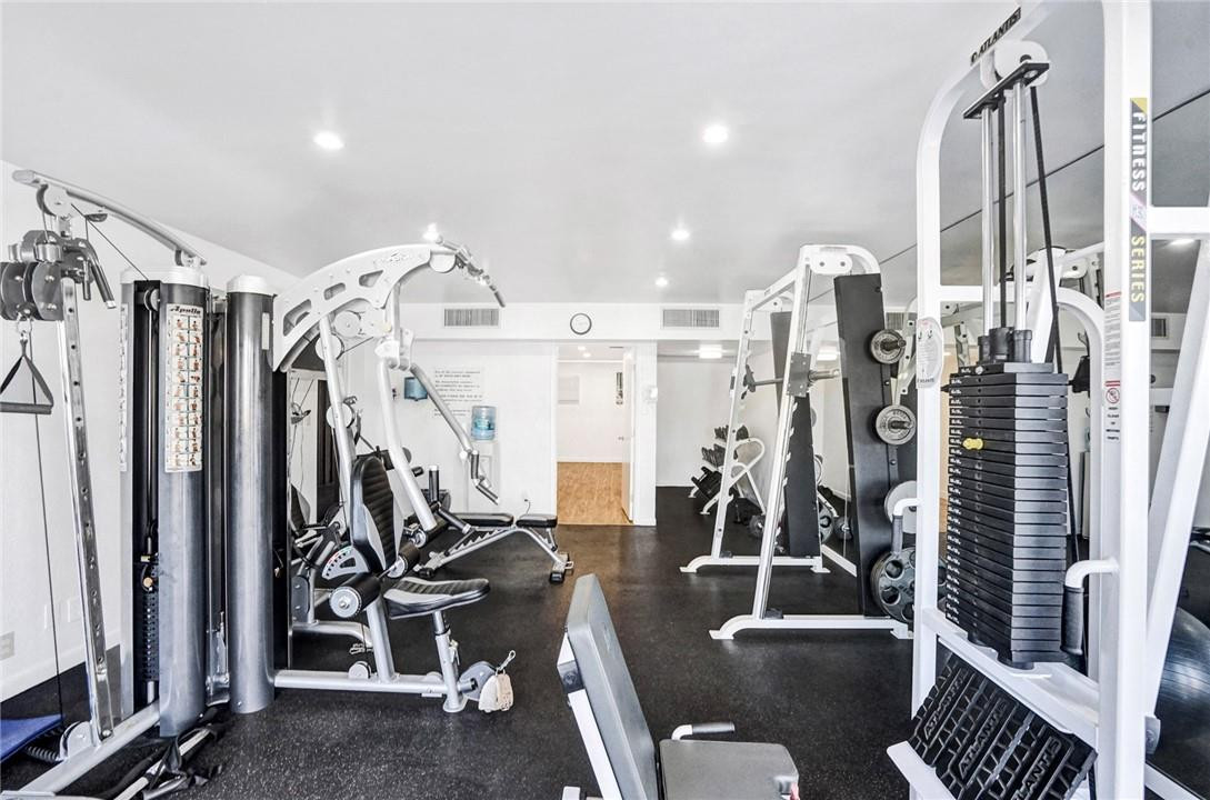 Overlook Condo - Residential