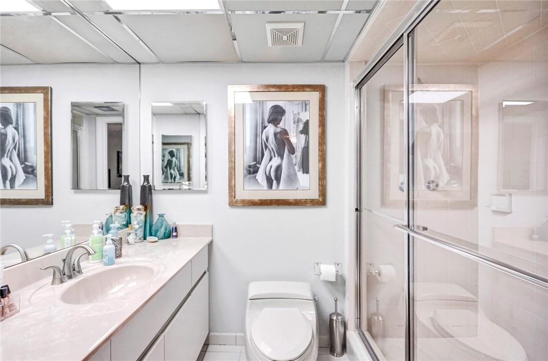 Overlook Condo - Residential