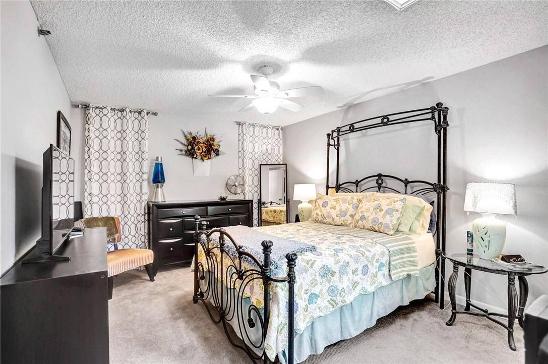 Overlook Condo - Residential