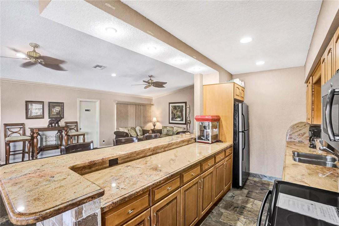 Overlook Condo - Residential