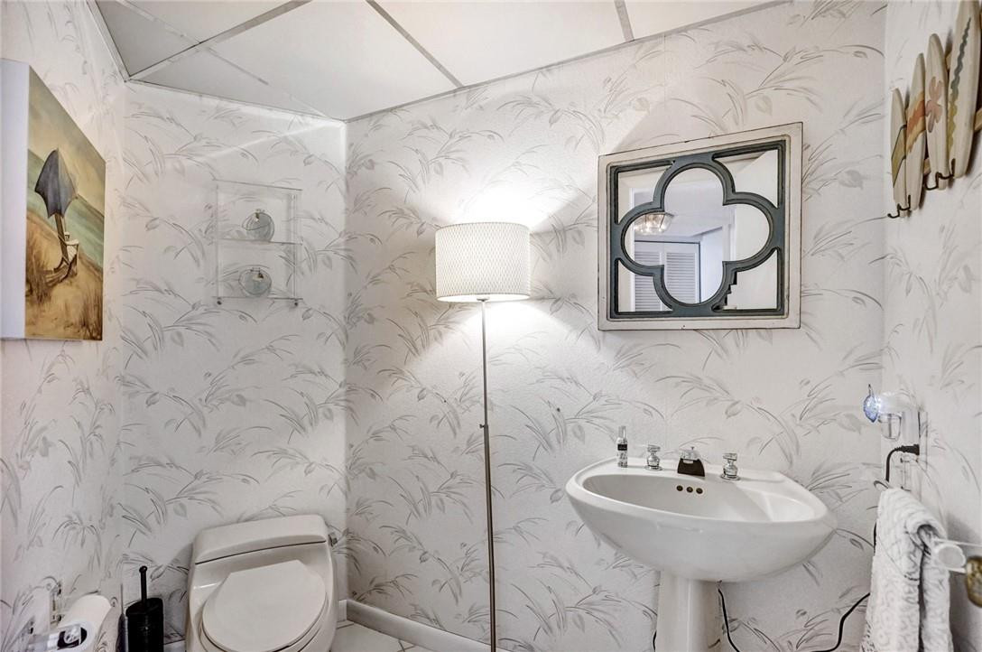 Overlook Condo - Residential