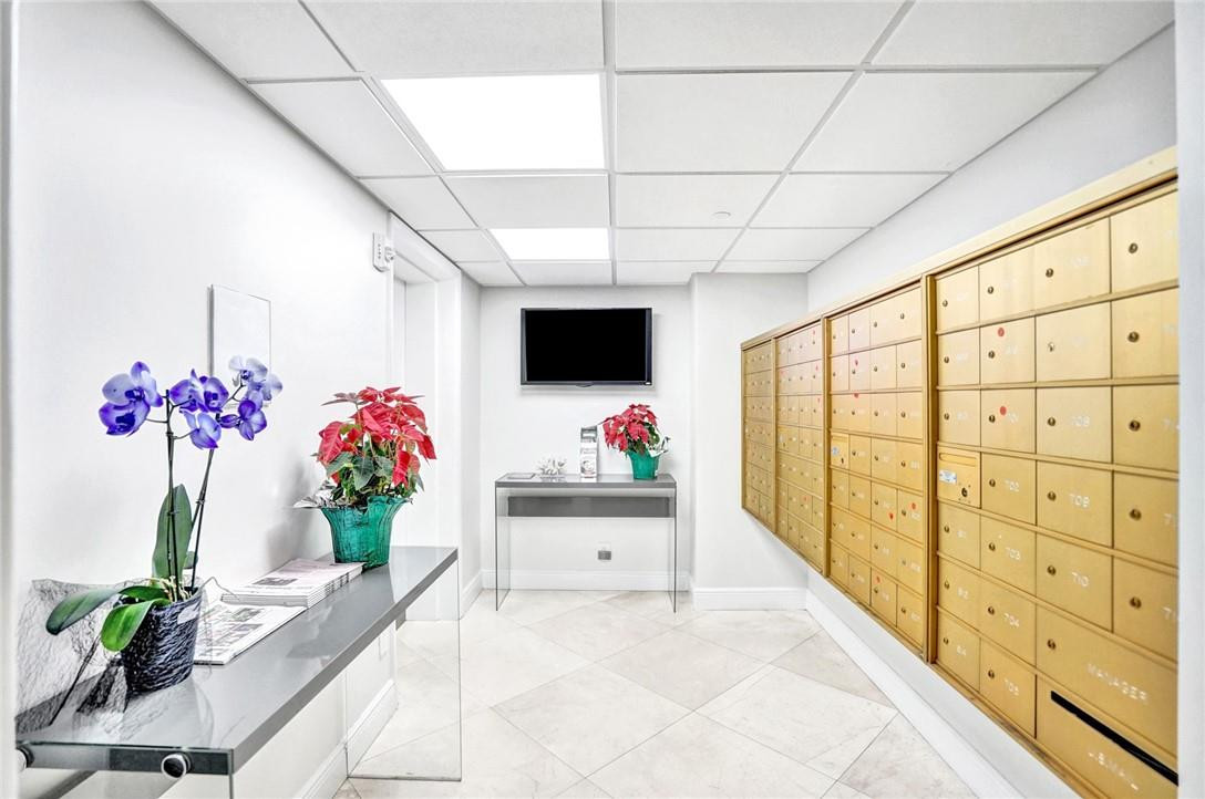 Overlook Condo - Residential