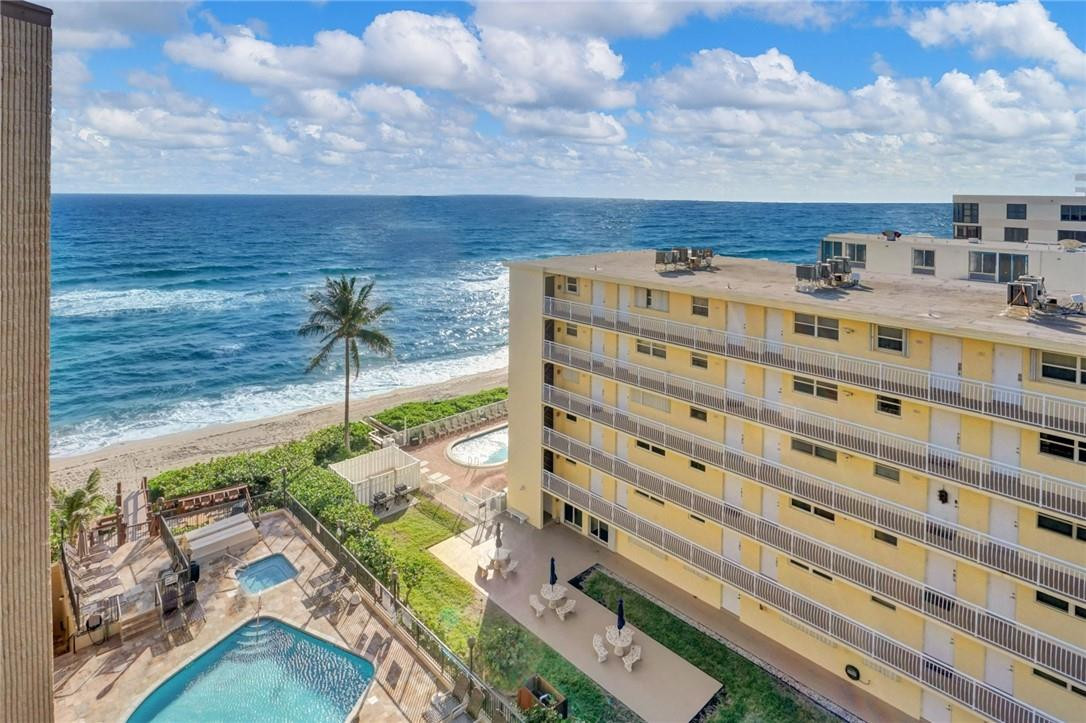 Overlook Condo - Residential