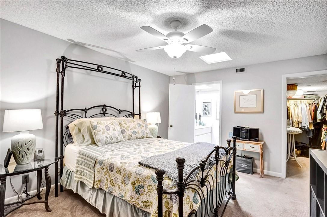 Overlook Condo - Residential