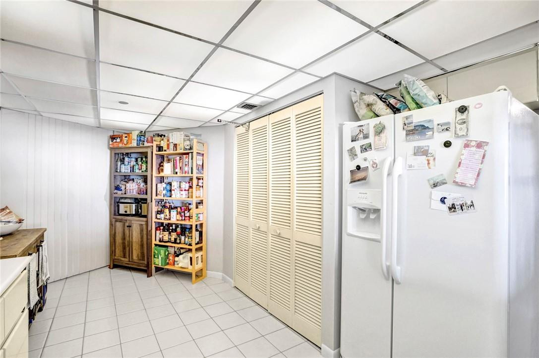 Overlook Condo - Residential