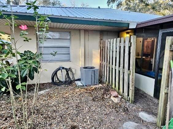 OAK TREE PLACE - Residential