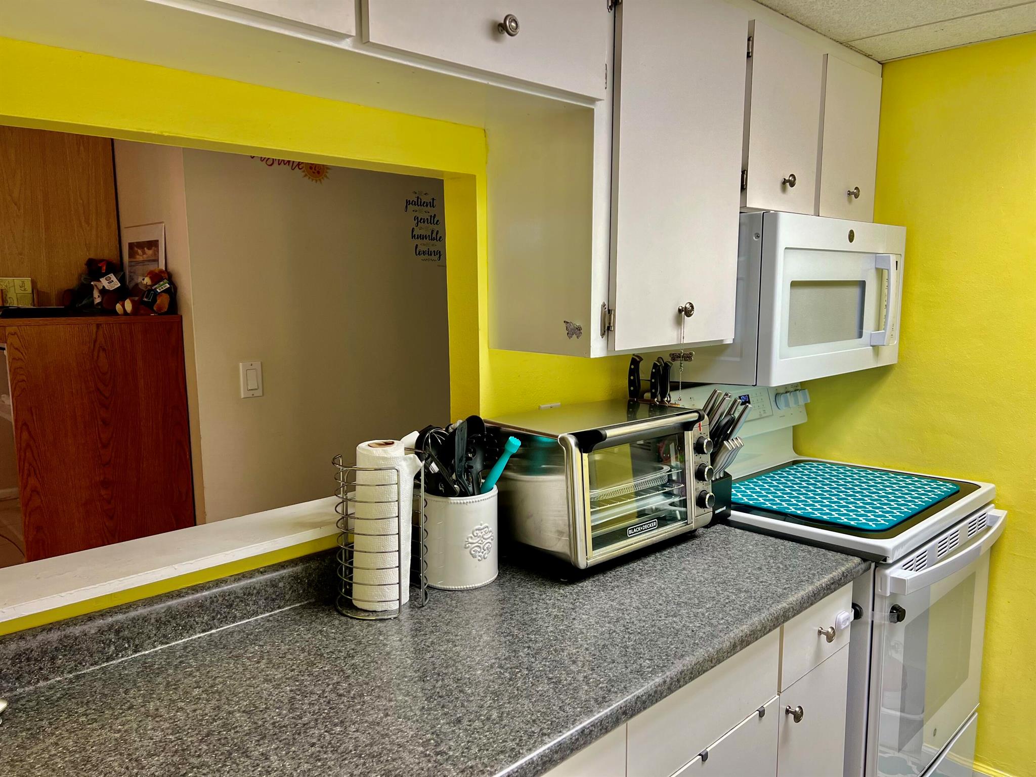 OAK TREE PLACE - Residential