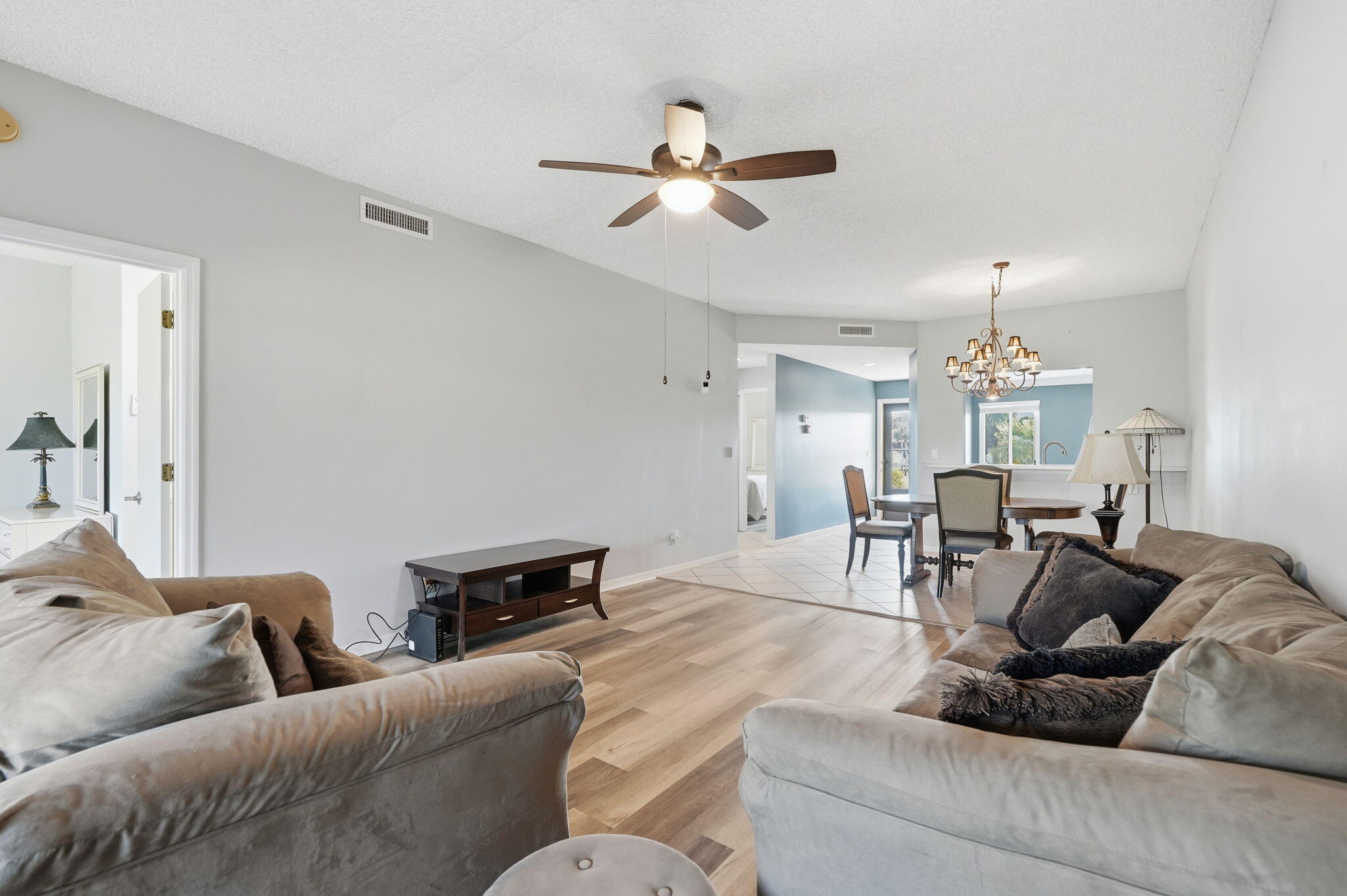 WILLIAMSBURG AT HERITAGE RIDGE CONDO - Residential