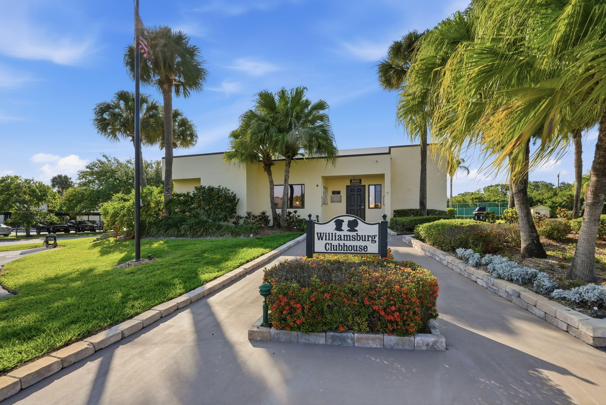 WILLIAMSBURG AT HERITAGE RIDGE CONDO - Residential