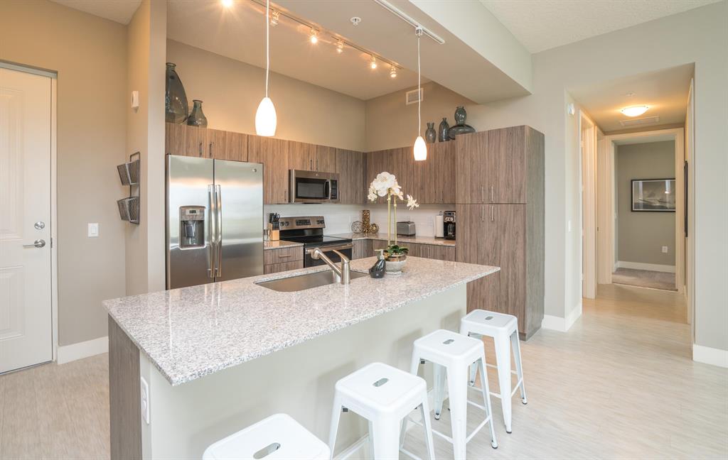 1 MILE TO BEACH! Modern luxury 2/2 bed apartment is located just minutes to downtown Delray, shops, restaurants and the beach. This spacious ''Botero'' model features modern finishes with upscale cabinets, open kitchen w/stainless steel appliances, 2 large walk-in closets, full size washer/dryer, large private open balcony, hurricane impact glass and 10' ceilings. Other features: access-controlled buildings with secure entry and interior elevators. The properties first-class amenities include: a resort style pool and cabana, a putting green, and a half basketball court. Come see this very Desirable East Delray Beach Location. Pets are welcome! NO SHORT TERM RENTALS.