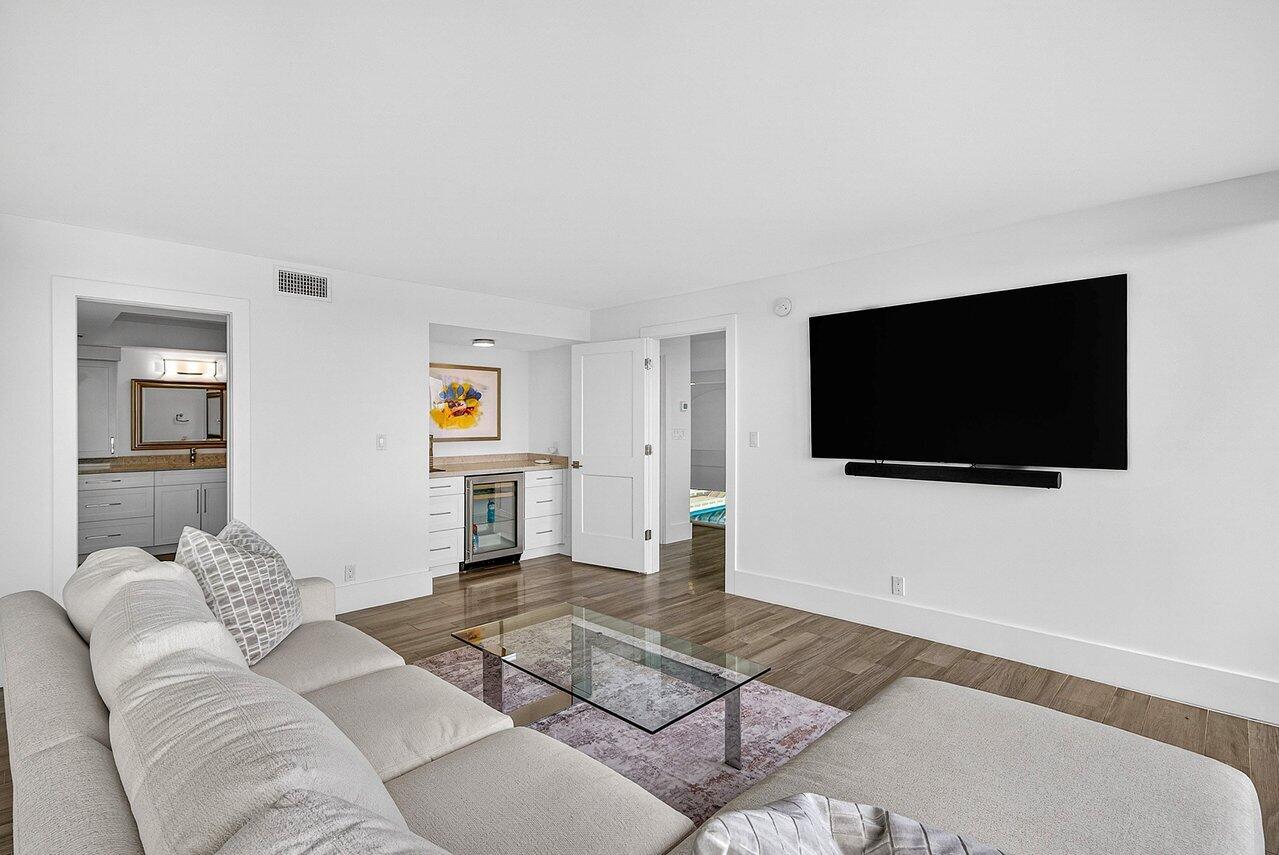 ROGERS EAST - Residential