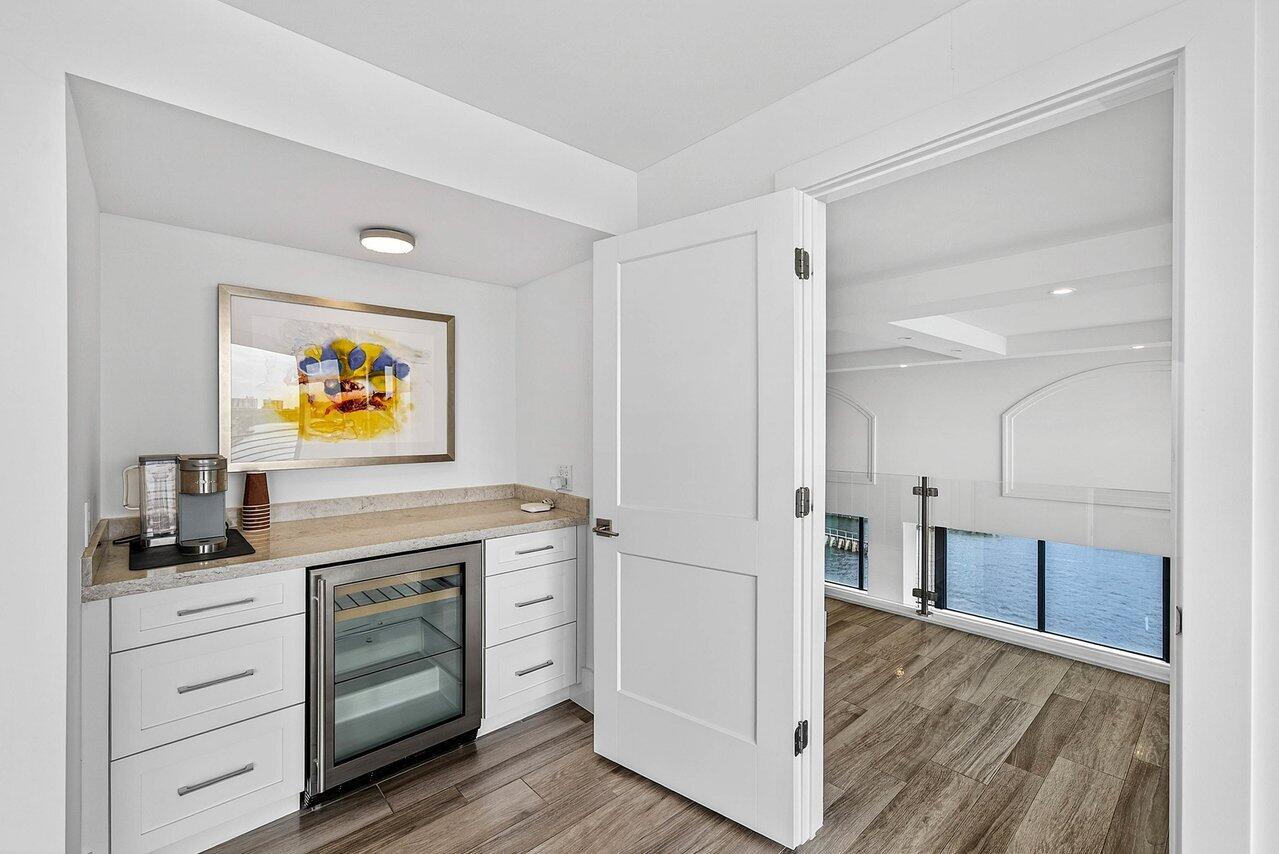 ROGERS EAST - Residential