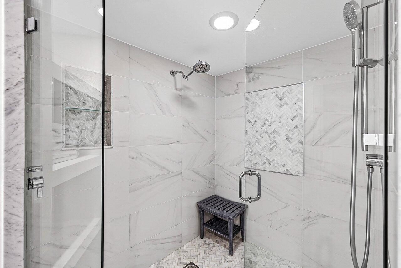 ROGERS EAST - Residential