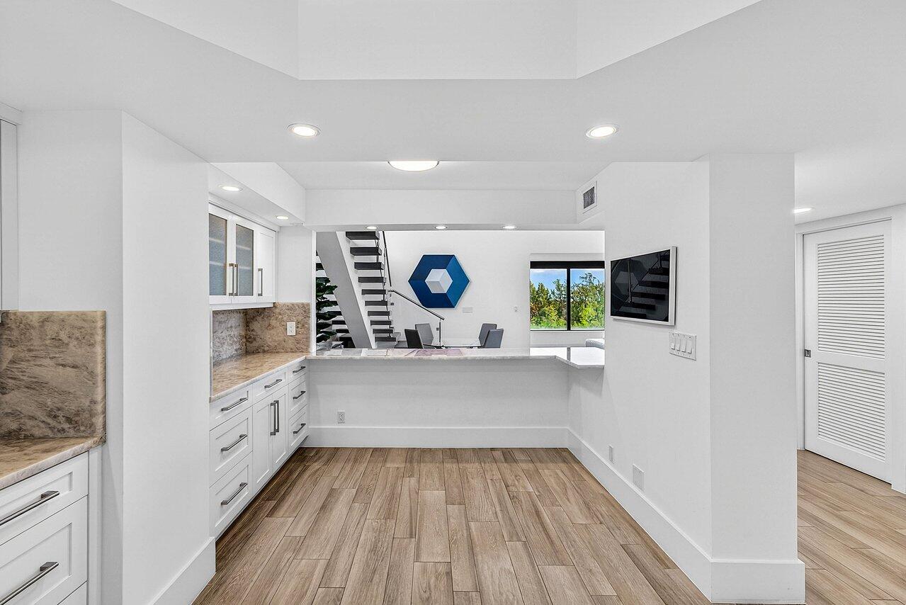 ROGERS EAST - Residential