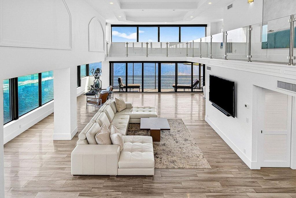 Photo of 900 NE Spanish River Boulevard #7e, Boca Raton, FL 33431 (MLS # B26002492)