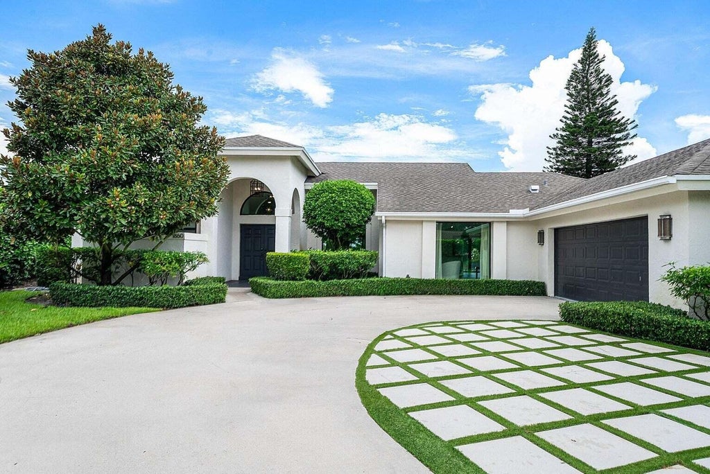 Photo of 1860 LYNTON Circle, Wellington, FL 33414 (MLS # B26091694)