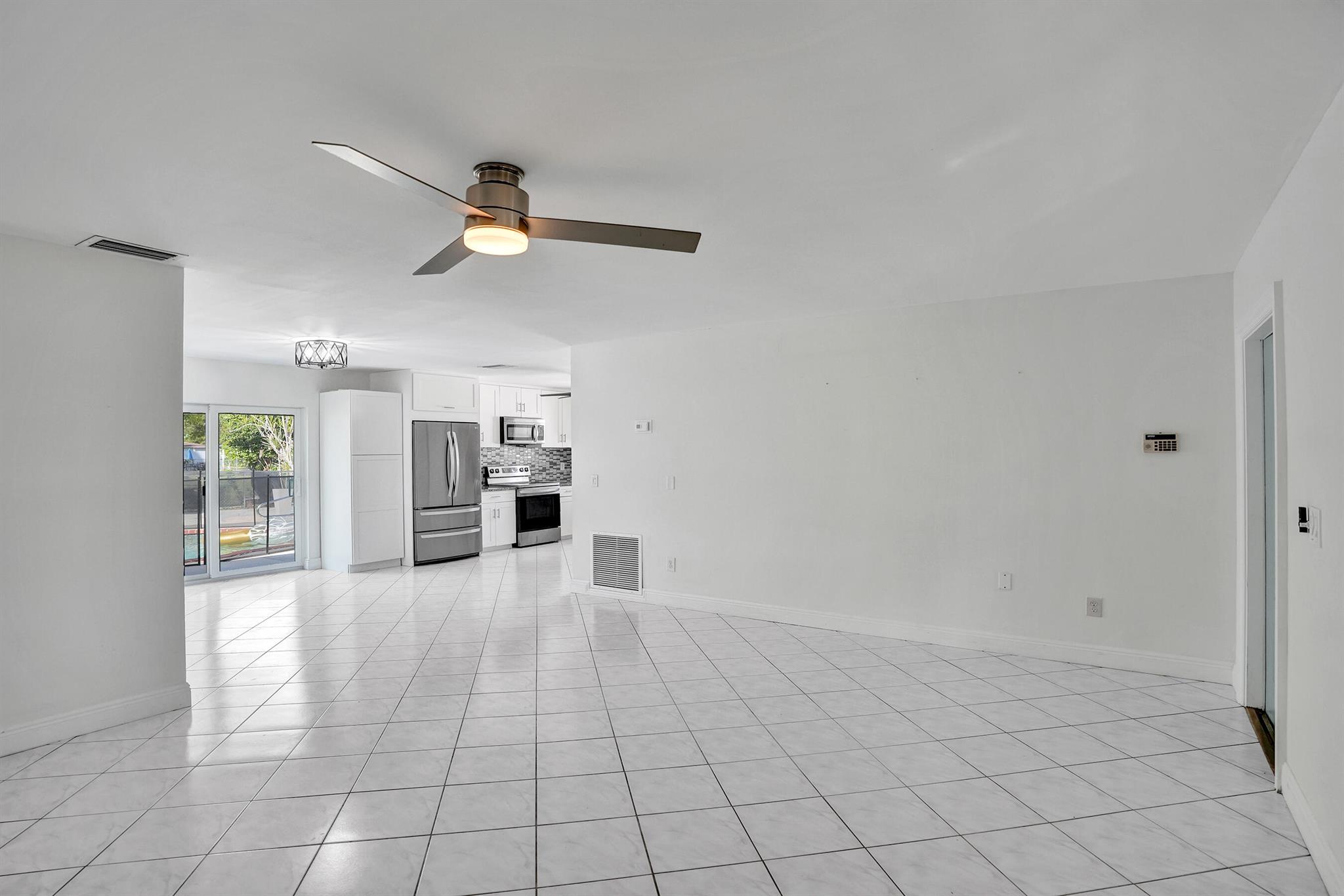 HOLIDAY CITY AT BOCA RATO - Residential Lease