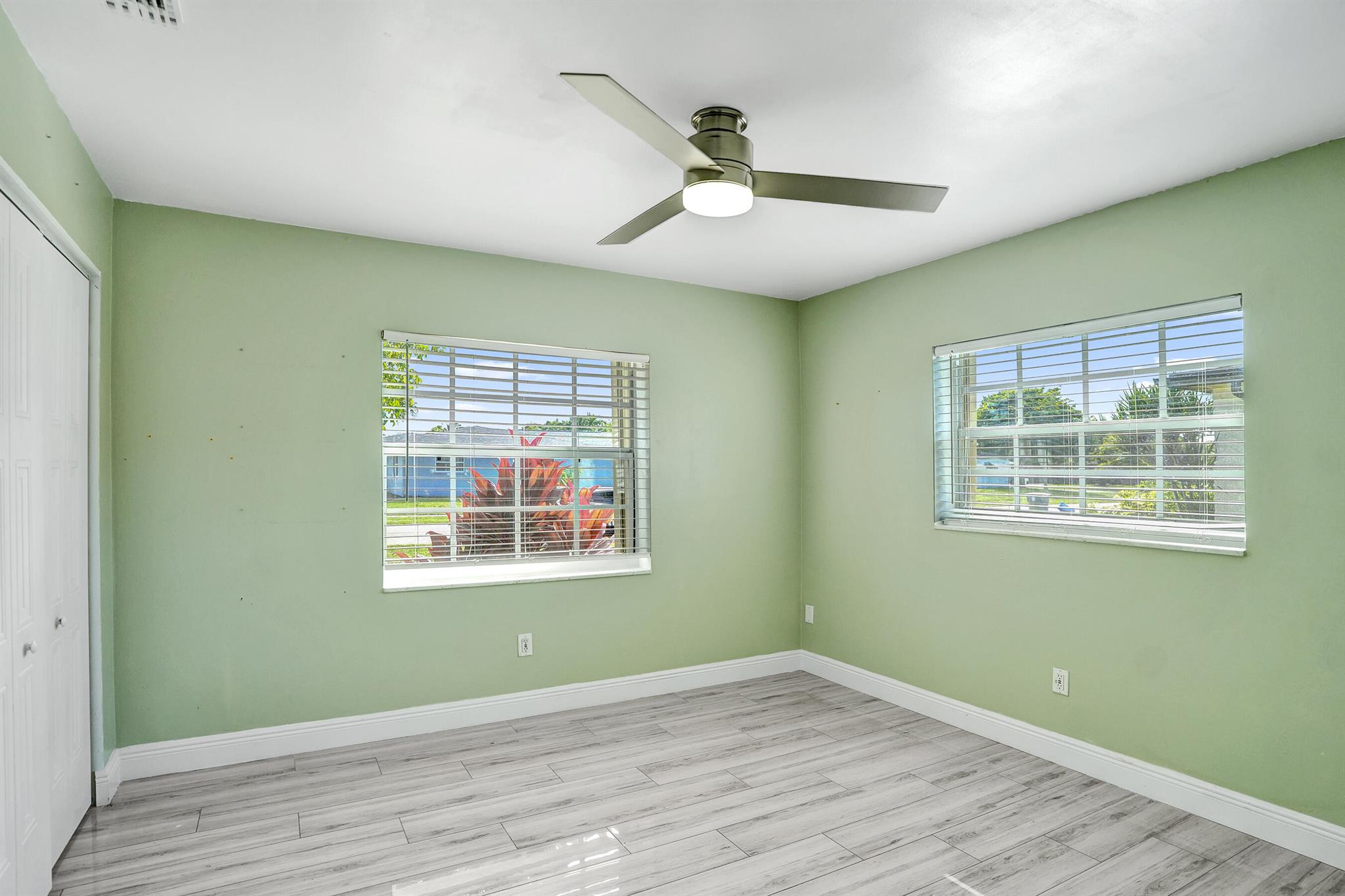 HOLIDAY CITY AT BOCA RATO - Residential Lease