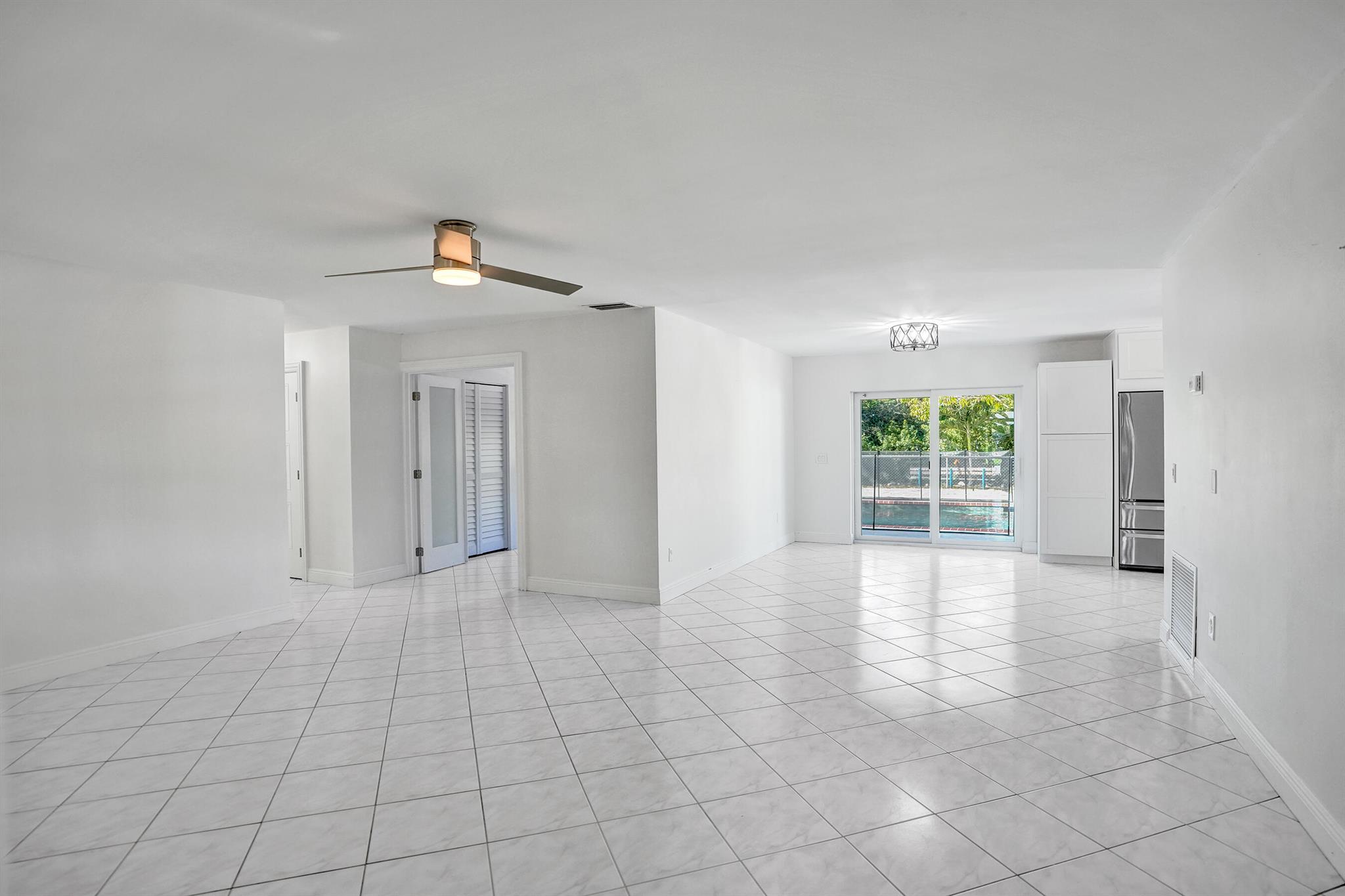 HOLIDAY CITY AT BOCA RATO - Residential Lease