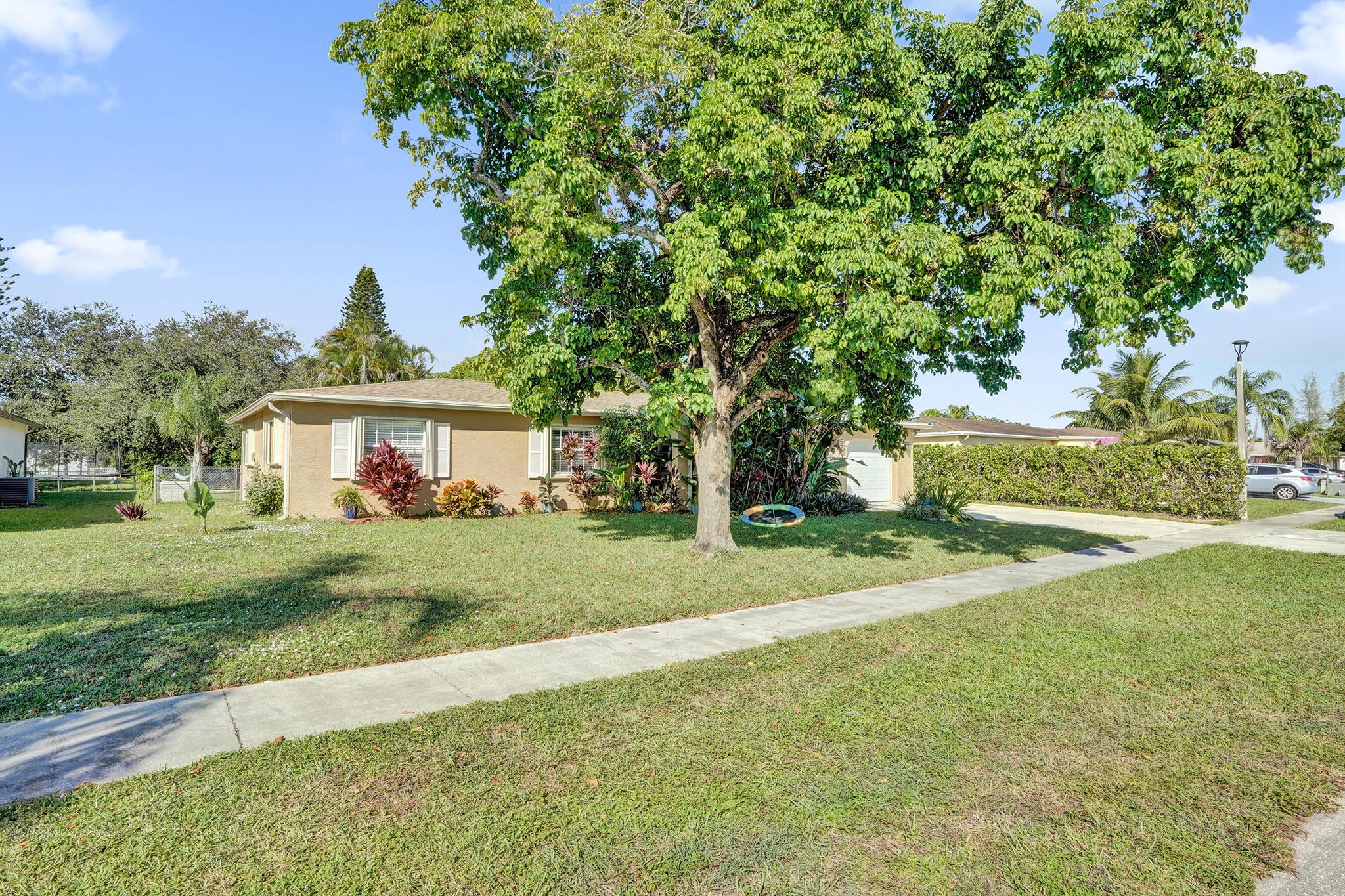 HOLIDAY CITY AT BOCA RATO - Residential Lease