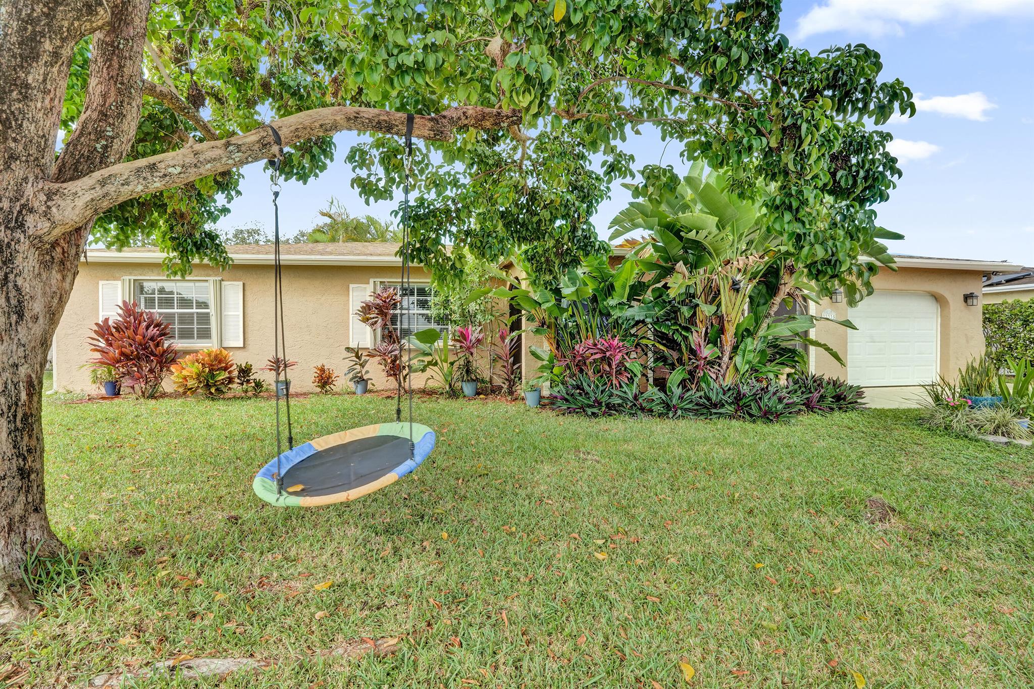 HOLIDAY CITY AT BOCA RATO - Residential Lease