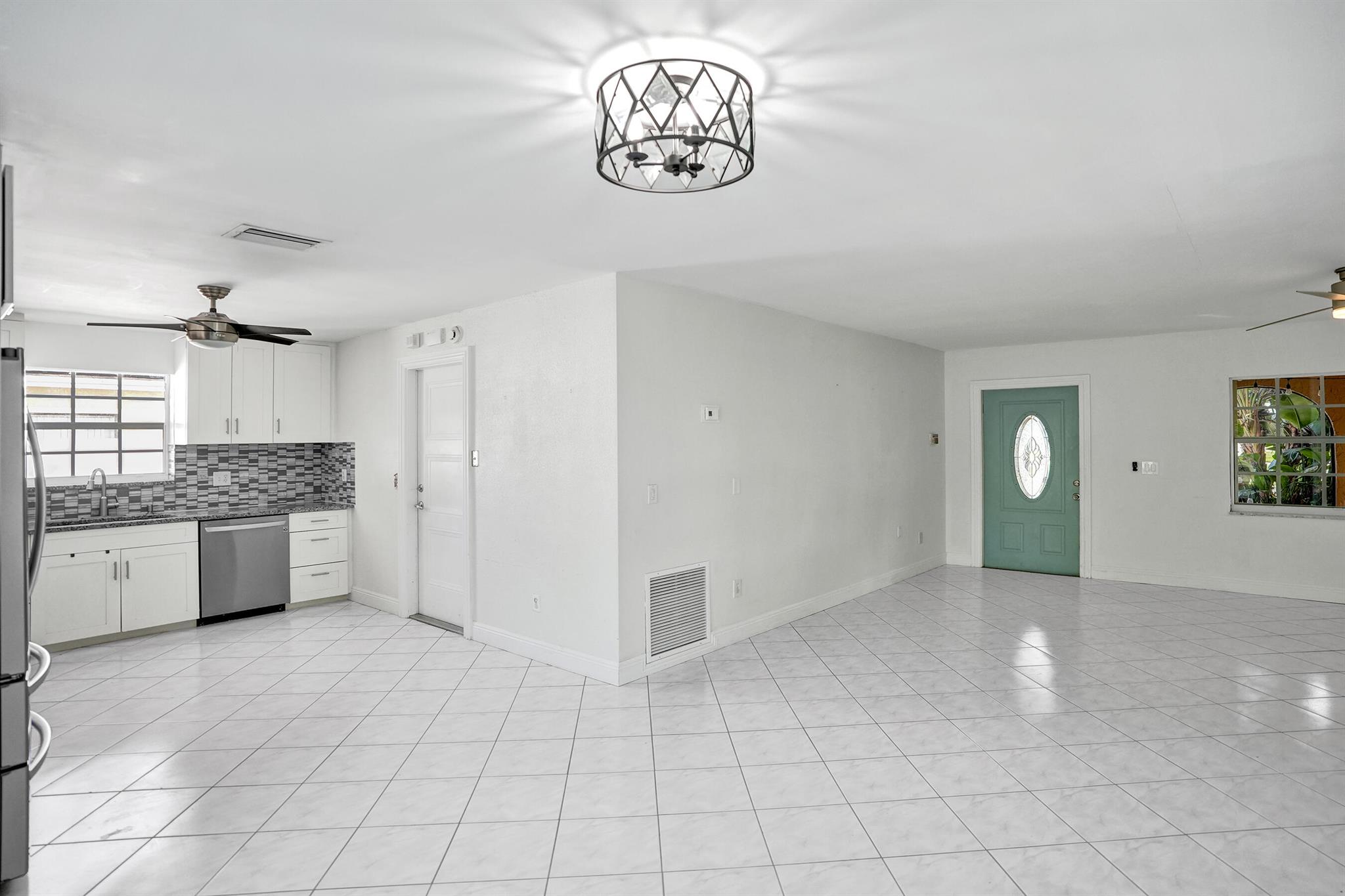 HOLIDAY CITY AT BOCA RATO - Residential Lease