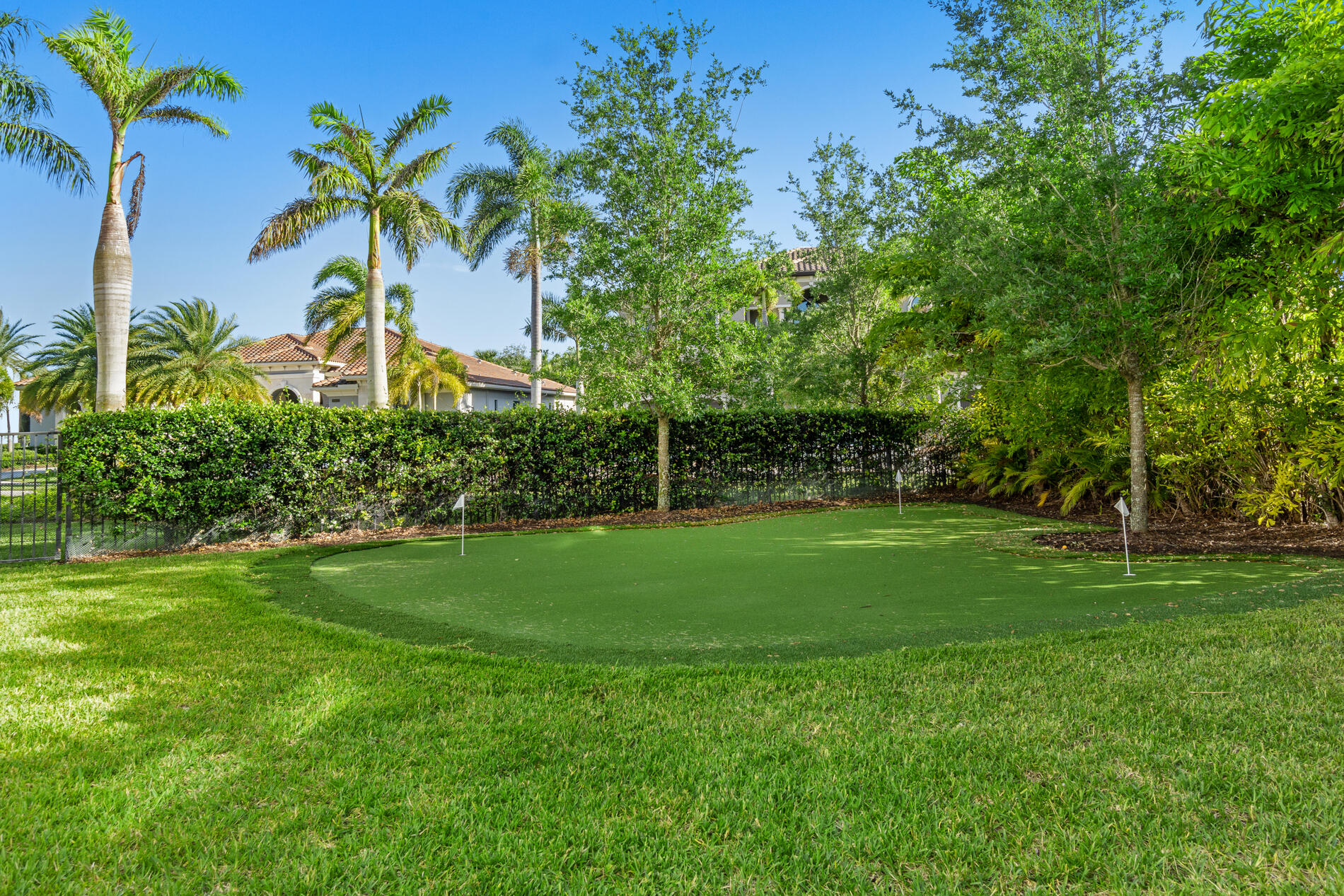 SEVEN BRIDGES - Residential