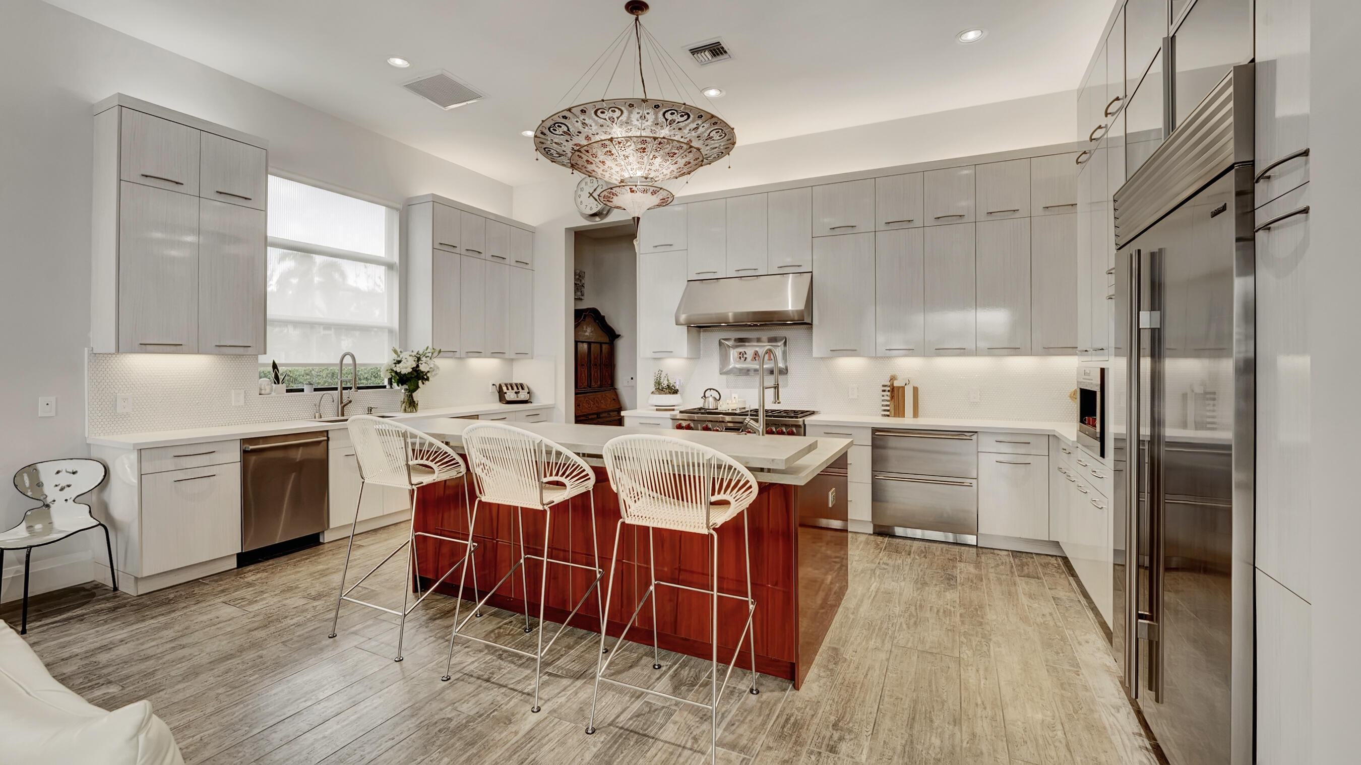 SEVEN BRIDGES - Residential