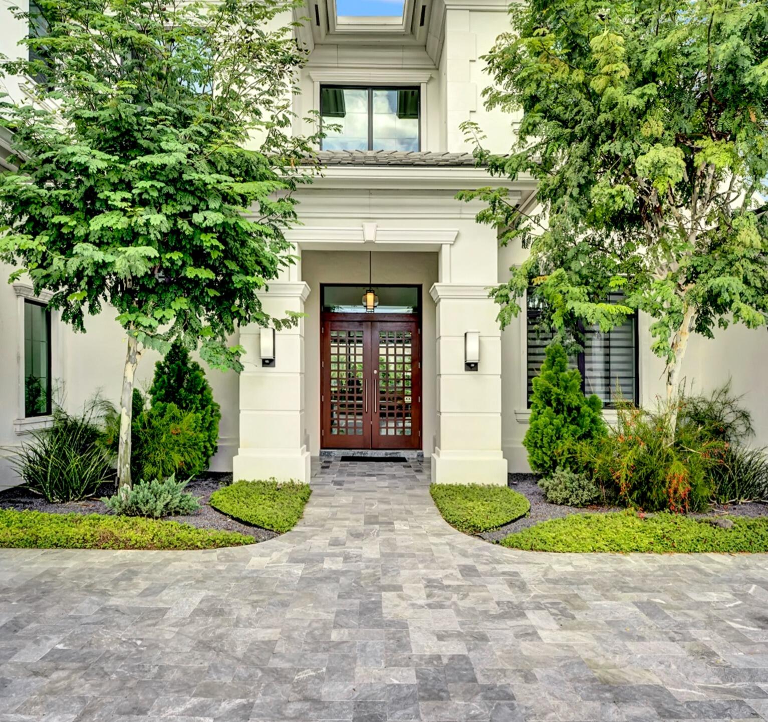 SEVEN BRIDGES - Residential