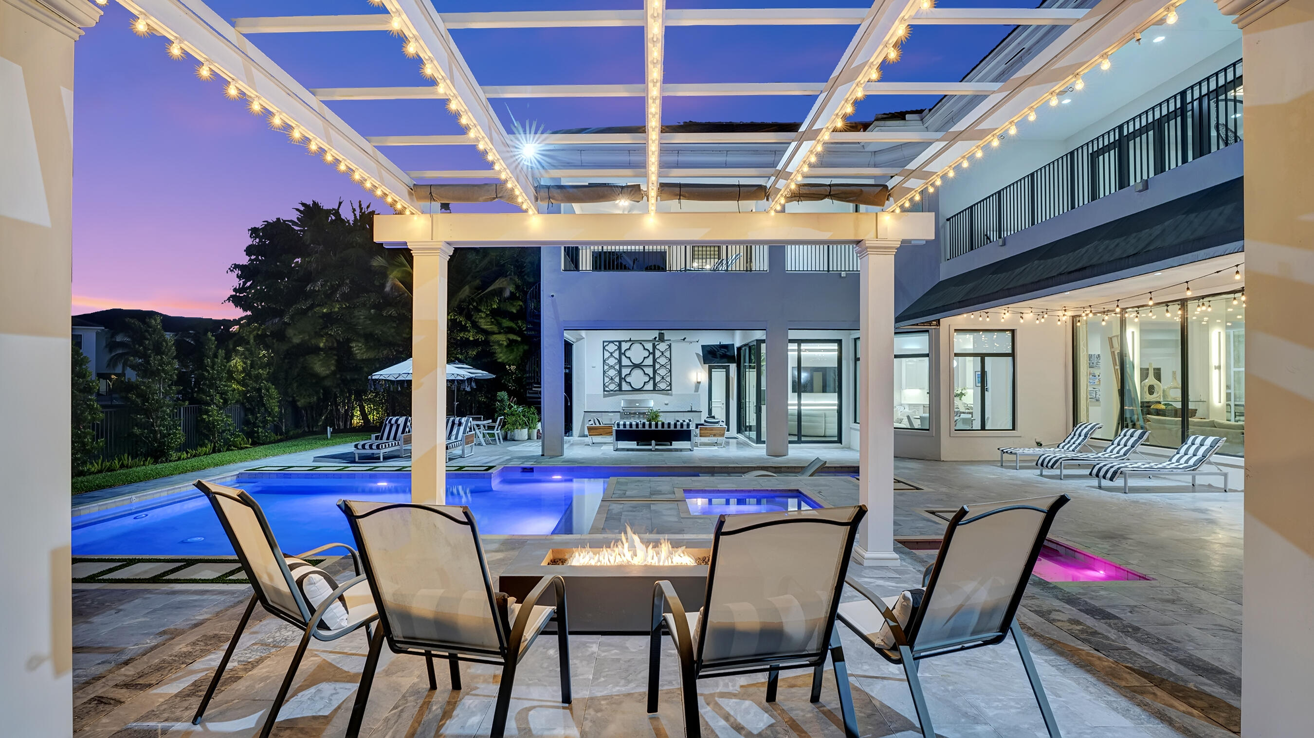 SEVEN BRIDGES - Residential